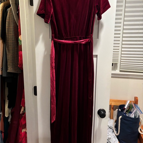 NWT Merlot Nadine Baltic Born midi dress size S velvet - Picture 6 of 6